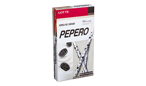 Lotte Pepero White Cookie Biscuit With Chocolate 32g