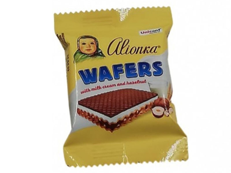 Alionka Wafers Milk Cream &amp; Hazelnut 20gm